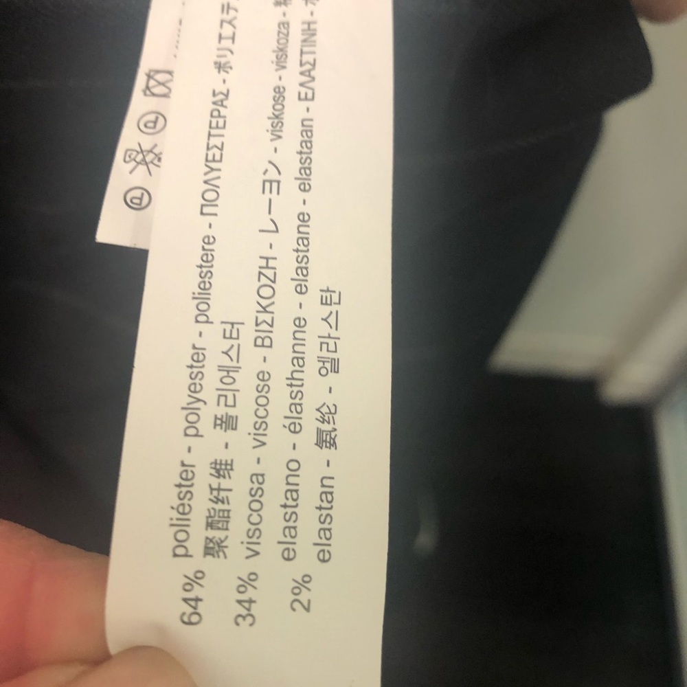 Zara pants - Picture 3 of 3